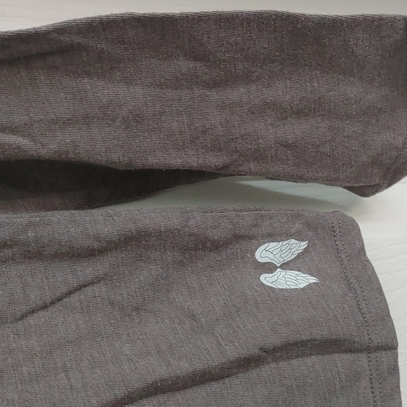 Victoria's Secret long sleeve - Picture 2 of 4